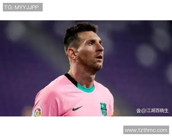 大牌足球球星低调现身街头引发路人围观热议场面十分火爆 大牌足球球星低调现身街头引发路人围观热议场面十分火爆